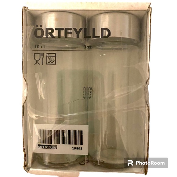 Salt & Pepper Shakers Glass and Stainless Steel top. NWT - Picture 9 of 9